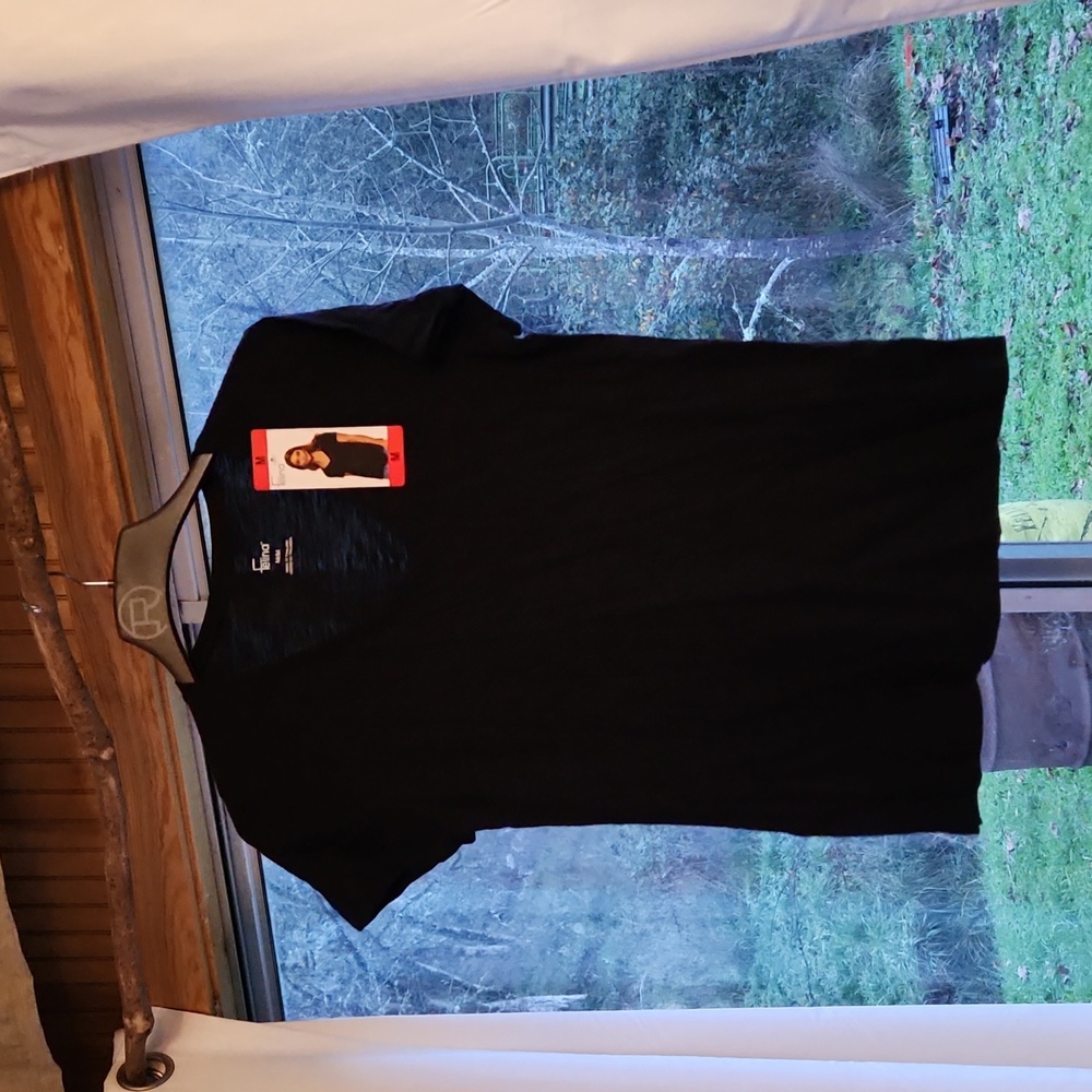 Felina v neck